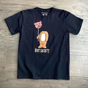 Riot Society- Bear balloon boys shirt // EUC